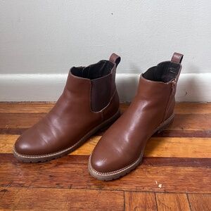 Lands' End women's Chelsea ankle boots in chestnut brown leather, size 8W/8D